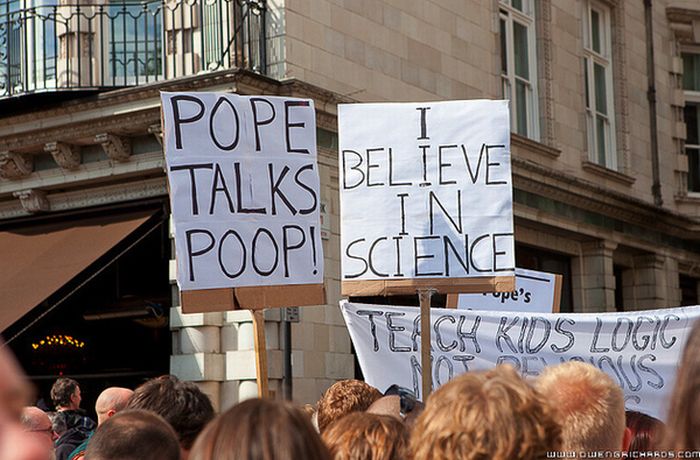 Pope Protest Signs (30 pics)