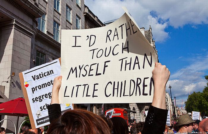 Pope Protest Signs (30 pics)