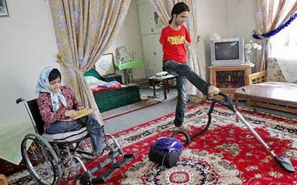 Disabled Couple (16 pics)