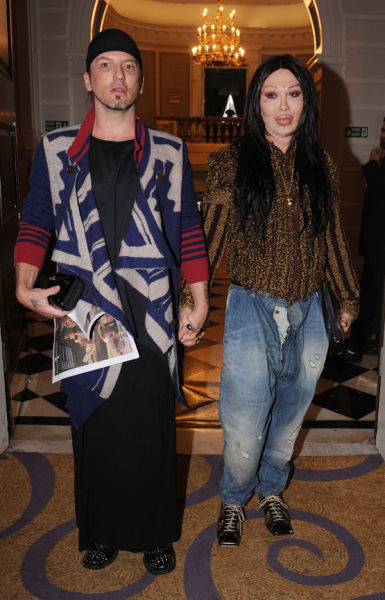 New Photos of Pete Burns (11 pics)