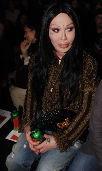 New Photos of Pete Burns (11 pics)