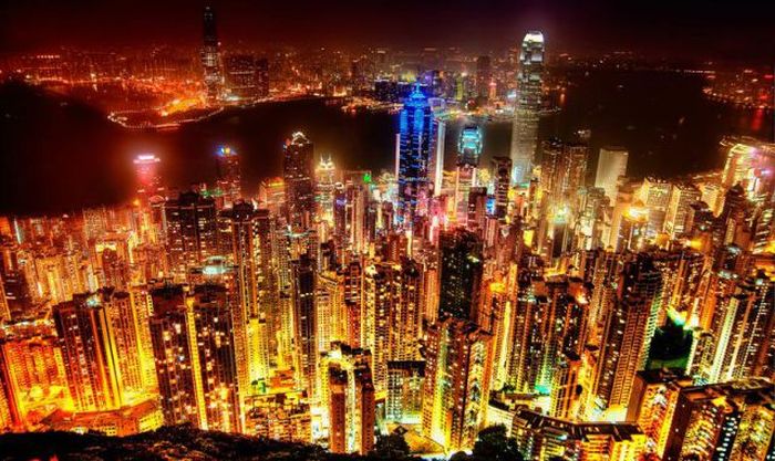 Skylines of Large Cities (16 pics)