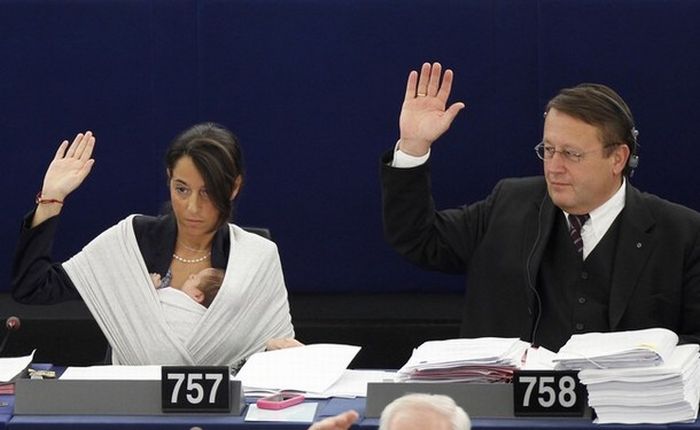 Member of European Parliament Took Her Baby to Work (10 pics)