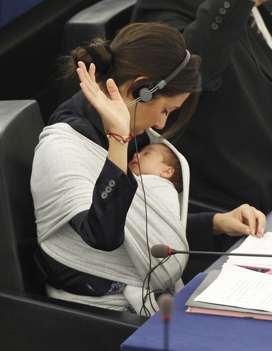 Member of European Parliament Took Her Baby to Work (10 pics)