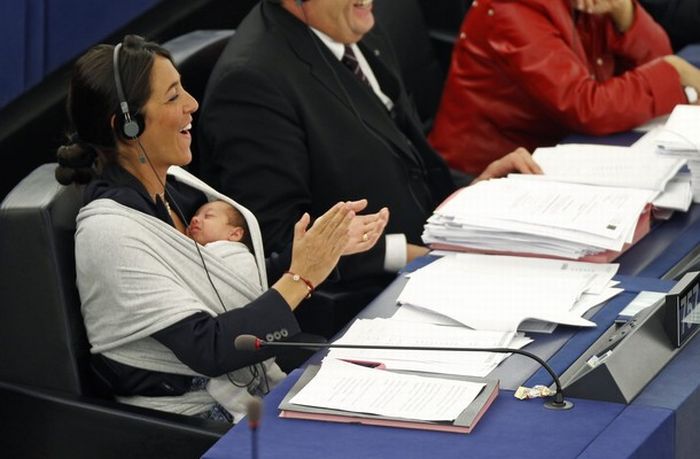 Member of European Parliament Took Her Baby to Work (10 pics)