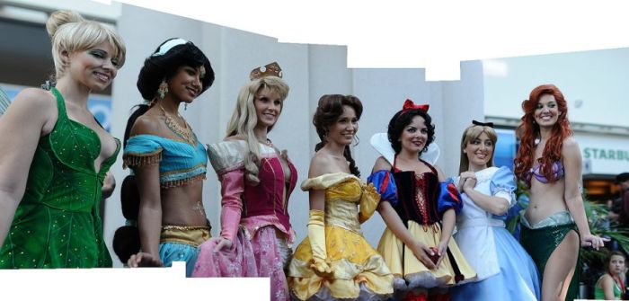 Sexy Disney Princesses (30 pics)