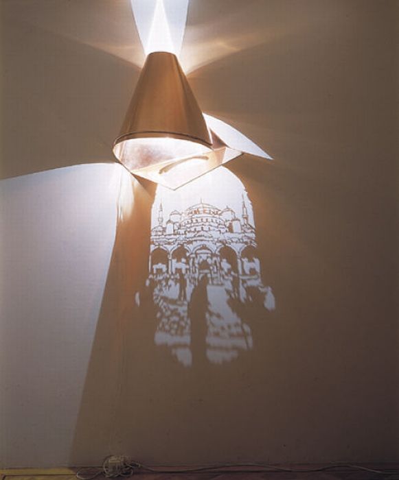 Amazing Artwork Made Out of Shades (33 pics)