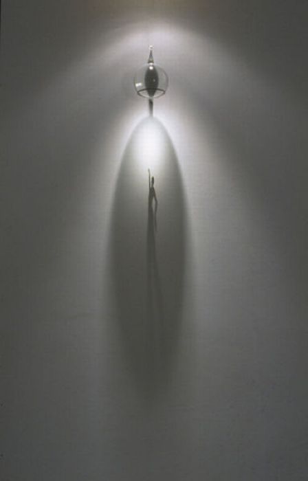 Amazing Artwork Made Out of Shades (33 pics)