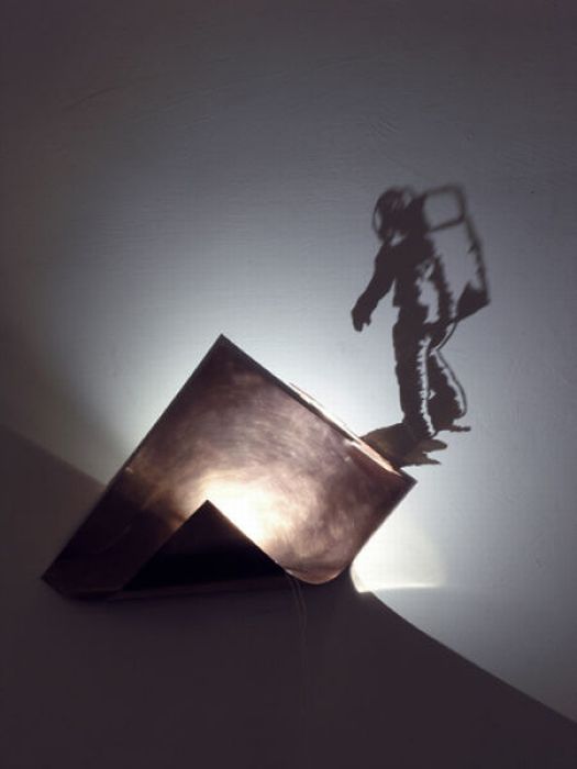 Amazing Artwork Made Out of Shades (33 pics)
