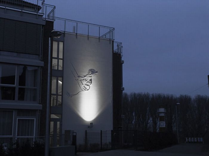 Amazing Artwork Made Out of Shades (33 pics)