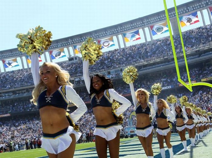 Cheerleaders (50 pics)