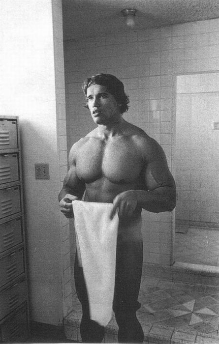 Young Arnold Schwarzenegger (100 pics)