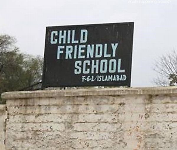 Bad School Names (19 pics)