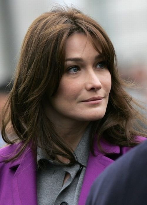 The Official Carla Bruni Facelift Timeline (15 pics)