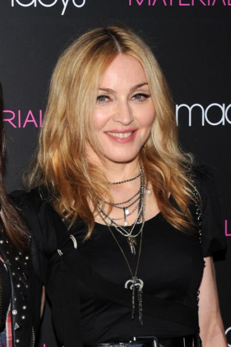Madonna's Dolce & Gabbana Ads (13 pics)