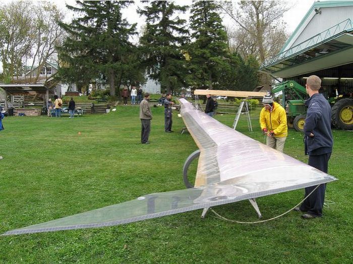 First Flying Ornithopter (23 pics + 1 video)