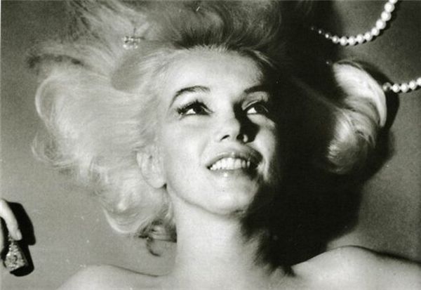 Marilyn Monroe by Bert Stern (65 pics)