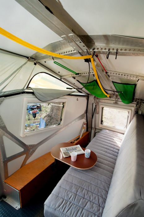Cricket Trailer (12 pics)