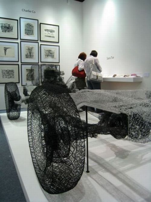 3D Chicken Wire Sculptures (15 pics)