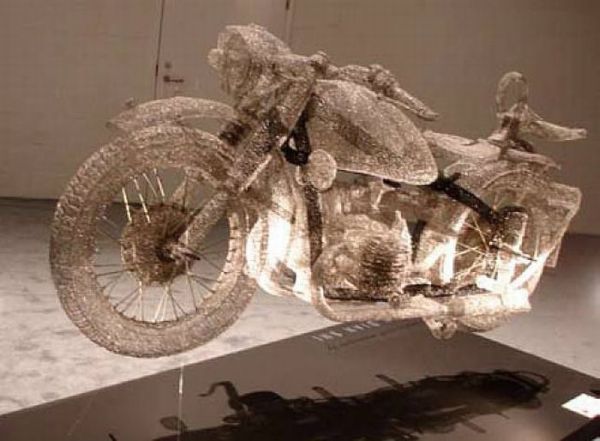 3D Chicken Wire Sculptures (15 pics)