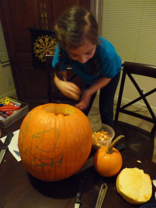 How to Create a Cannibal Pumpkin (34 pics)