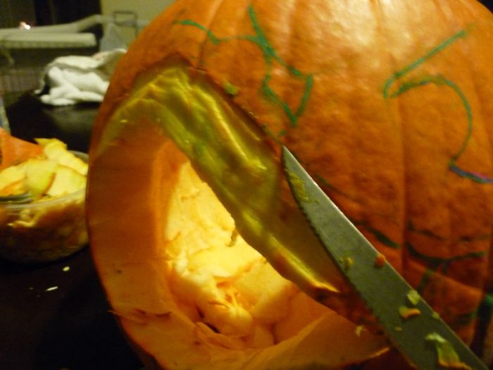 How to Create a Cannibal Pumpkin (34 pics)