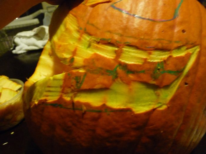 How to Create a Cannibal Pumpkin (34 pics)