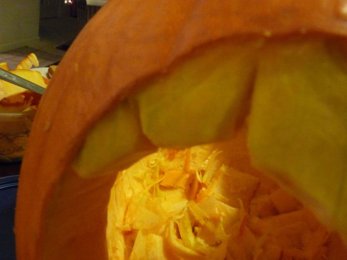 How to Create a Cannibal Pumpkin (34 pics)