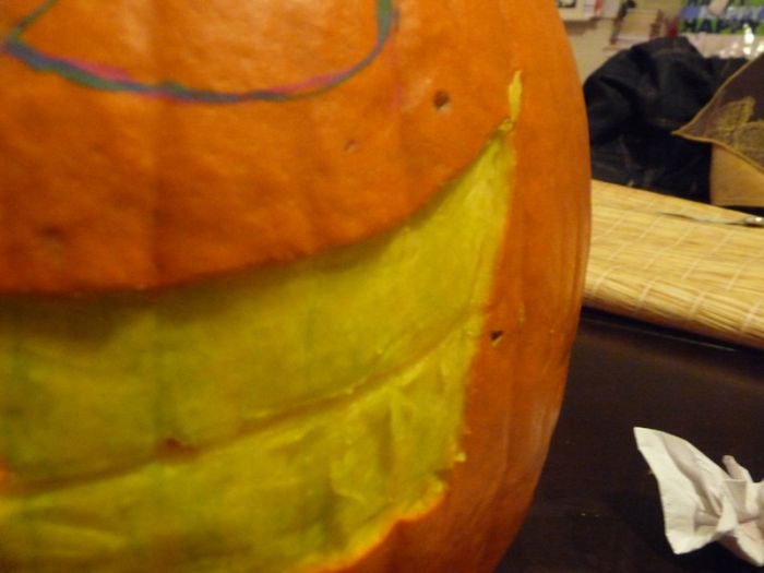 How to Create a Cannibal Pumpkin (34 pics)
