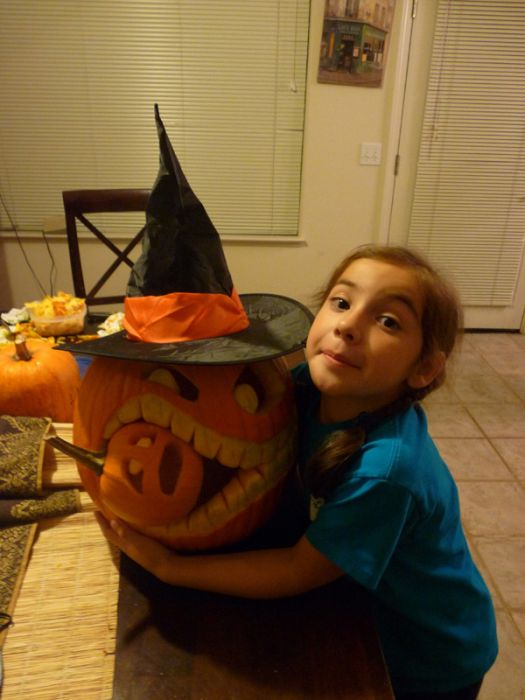 How to Create a Cannibal Pumpkin (34 pics)