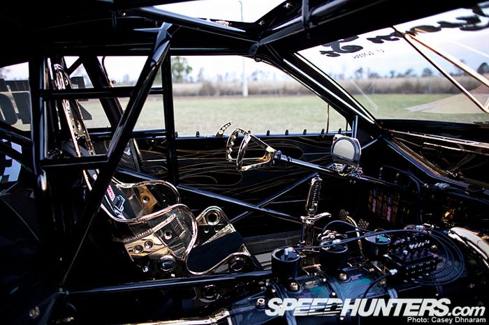 BMW M3 Powered by a Mazda Four Rotor Engine (17 pics)