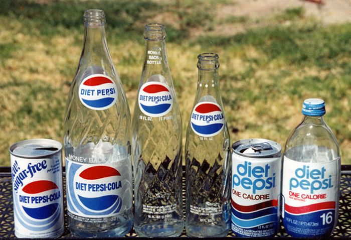 Vintage Packaging & Labels (25 pics)