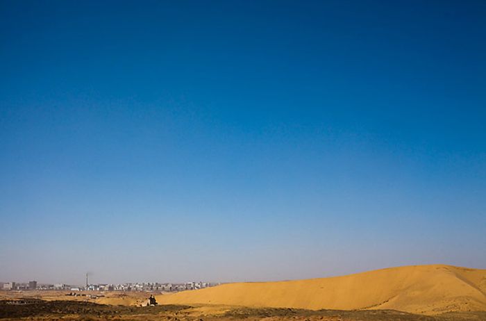 Ordos, China: A Modern Ghost Town (13 pics)