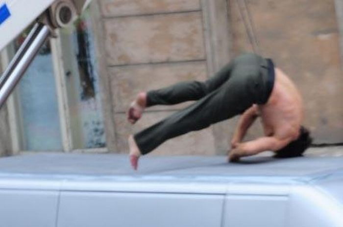 Tom Cruise During the Filming of Mission Impossible 4 in Prague (11 pics)