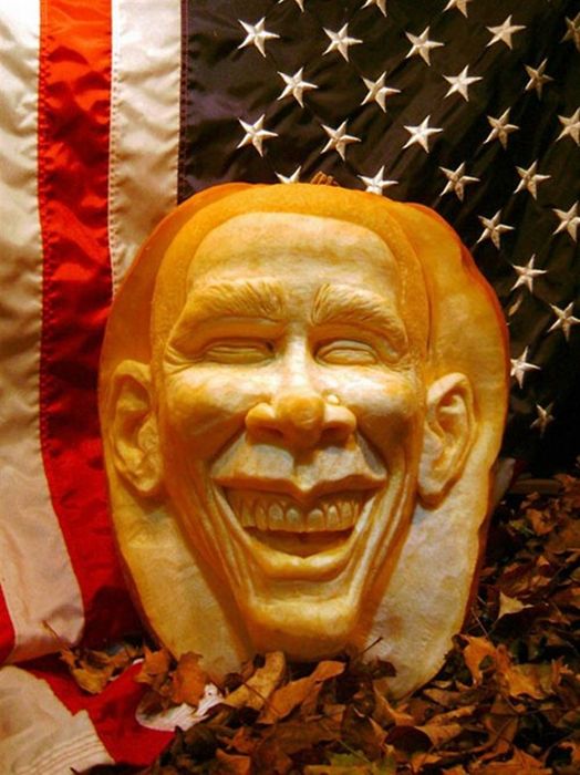 Incredible Pumpkin Carvings (19 pics)