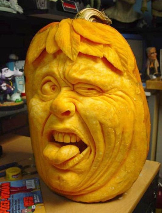 Incredible Pumpkin Carvings (19 pics)