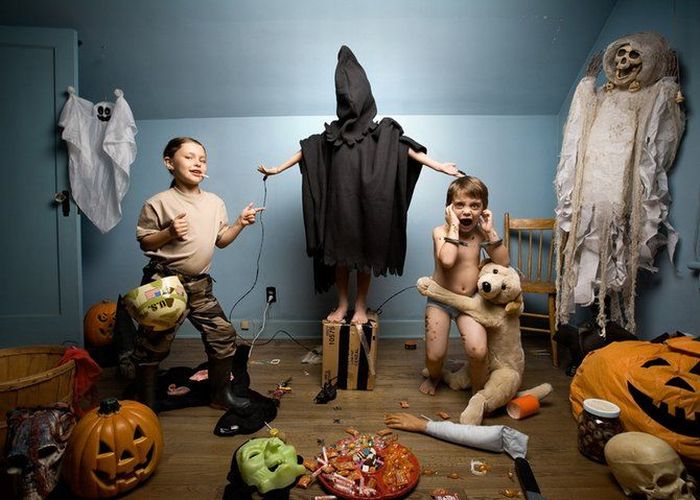 In the playroom (10 pics)