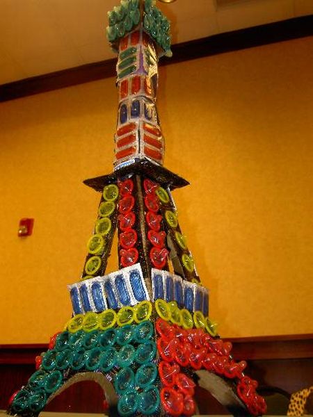 Items Made of Condoms (24 pics)
