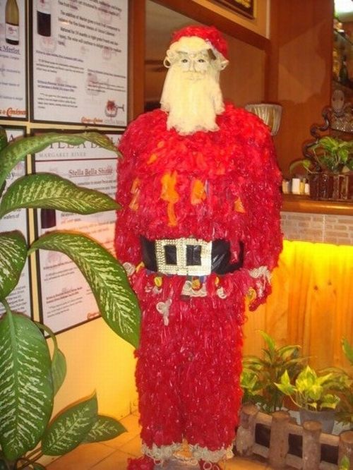 Items Made of Condoms (24 pics)
