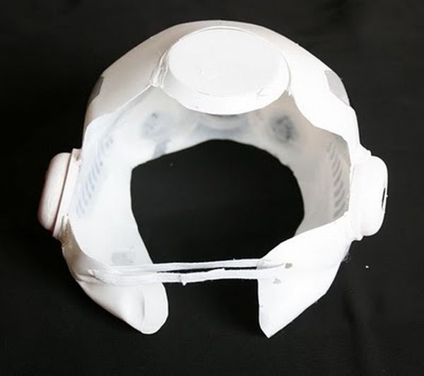 Hilarious Stormtrooper Mask (10 pics)