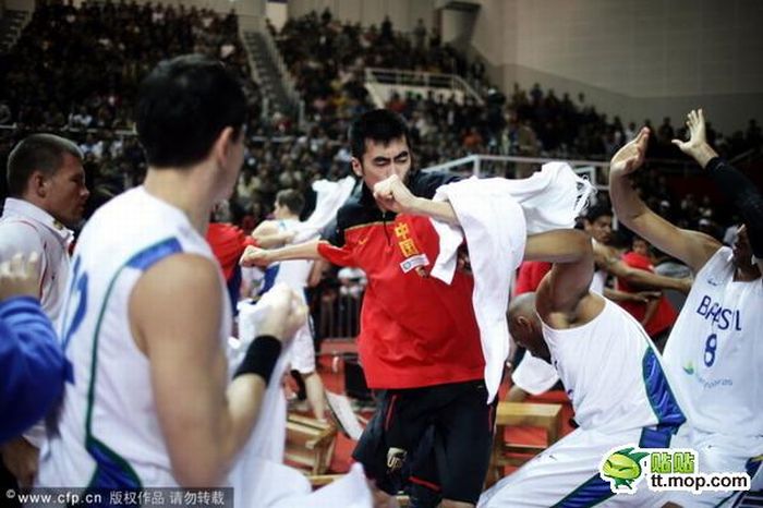 Massive Brawl at China vs Brazil Game (20 pics + video)