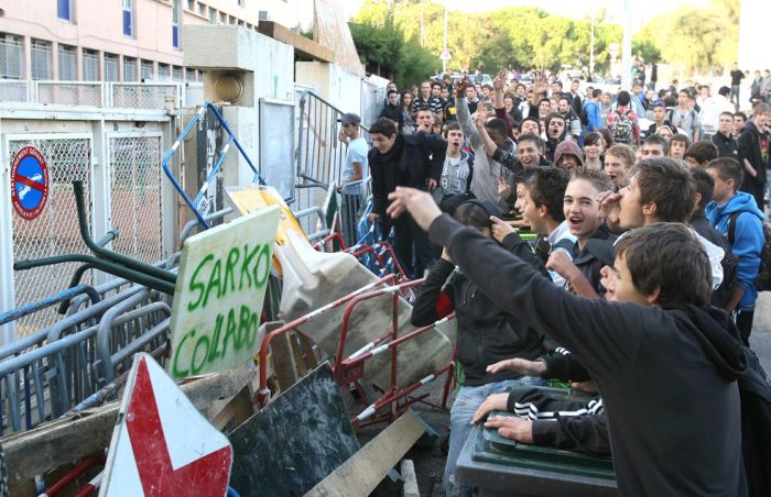 Strikes in France Continue (30 pics)