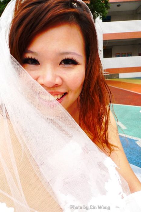 Taiwanese Woman Marries Herself (11 pics)
