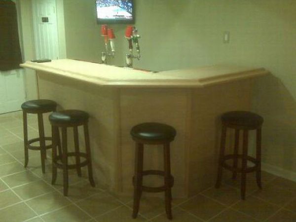 Home Bar in the Basement (10 pics)