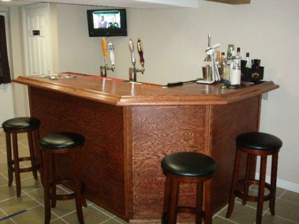 Home Bar in the Basement (10 pics)