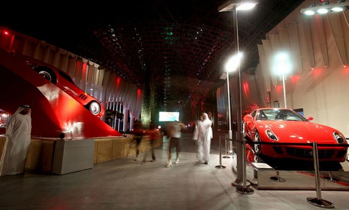 Ferrari World Abu Dhabi (15 pics)