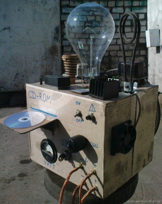 Handmade Amplifier (7 pics)