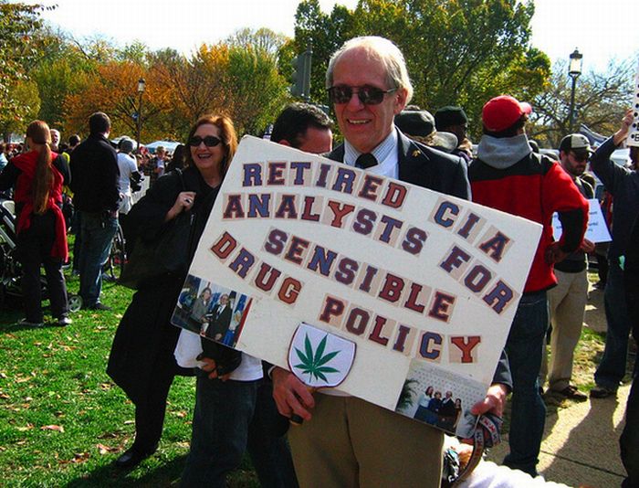 The 100 Best Signs At The Rally To Restore Sanity And/Or Fear (100 pics)