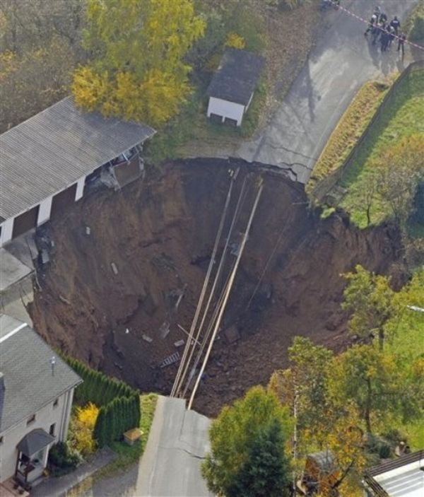 Giant Landslide in Germany (12 pics)