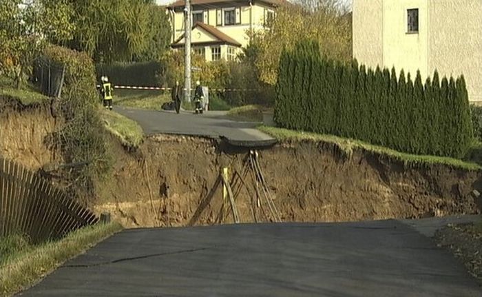 Giant Landslide in Germany (12 pics)